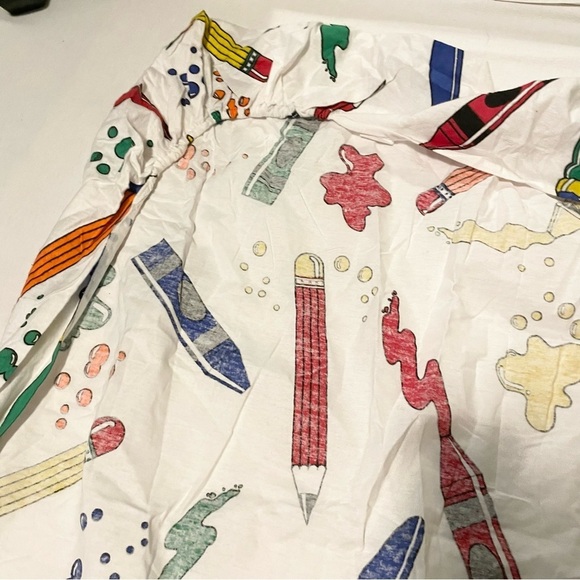 Vintage Multi Coloured Crayon and Pencil Patterned Twin Fitted Sheet - Picture 16 of 16